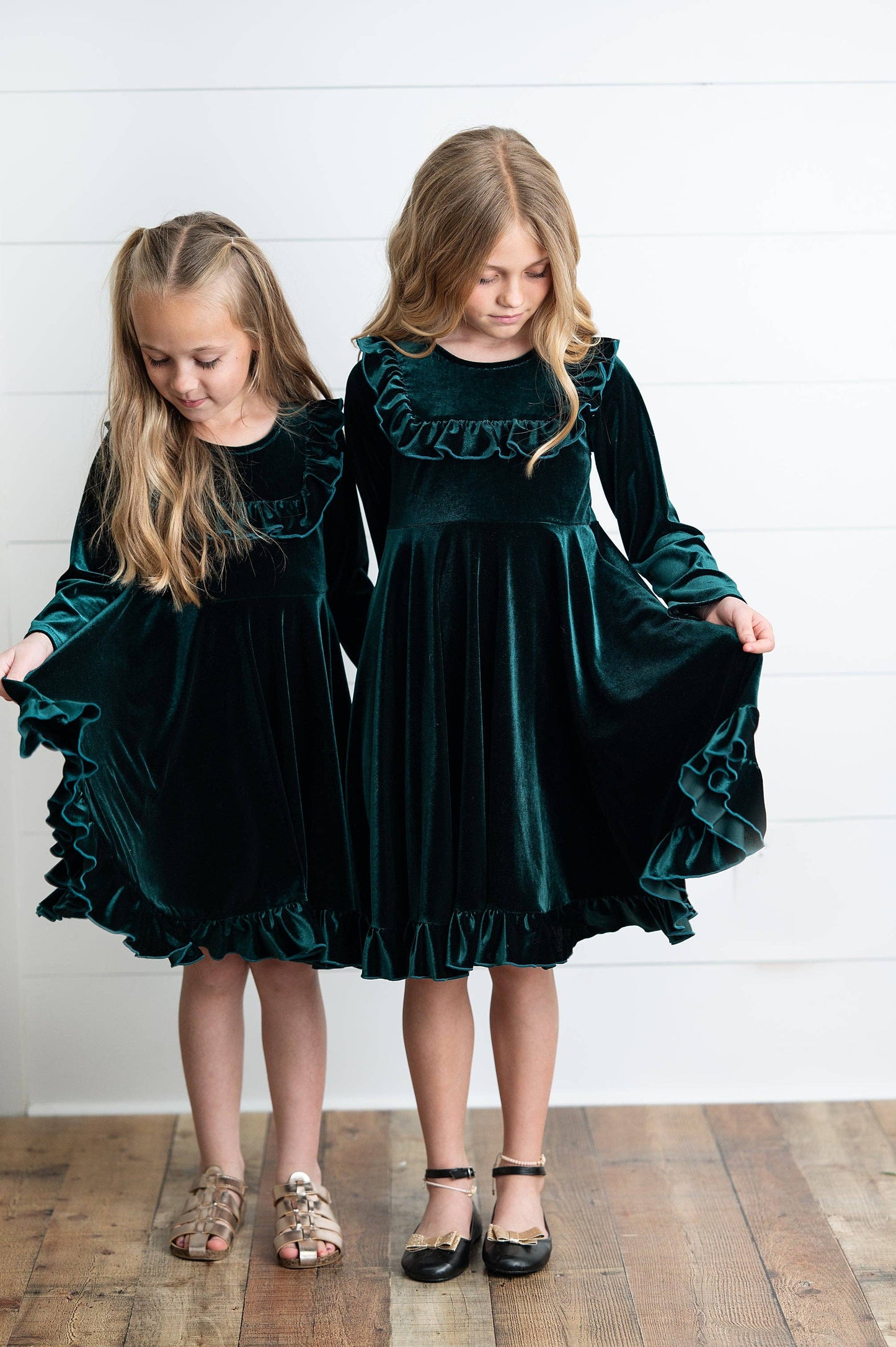 Emerald Green Velvet Ruffle Fancy Christmas Party Dress