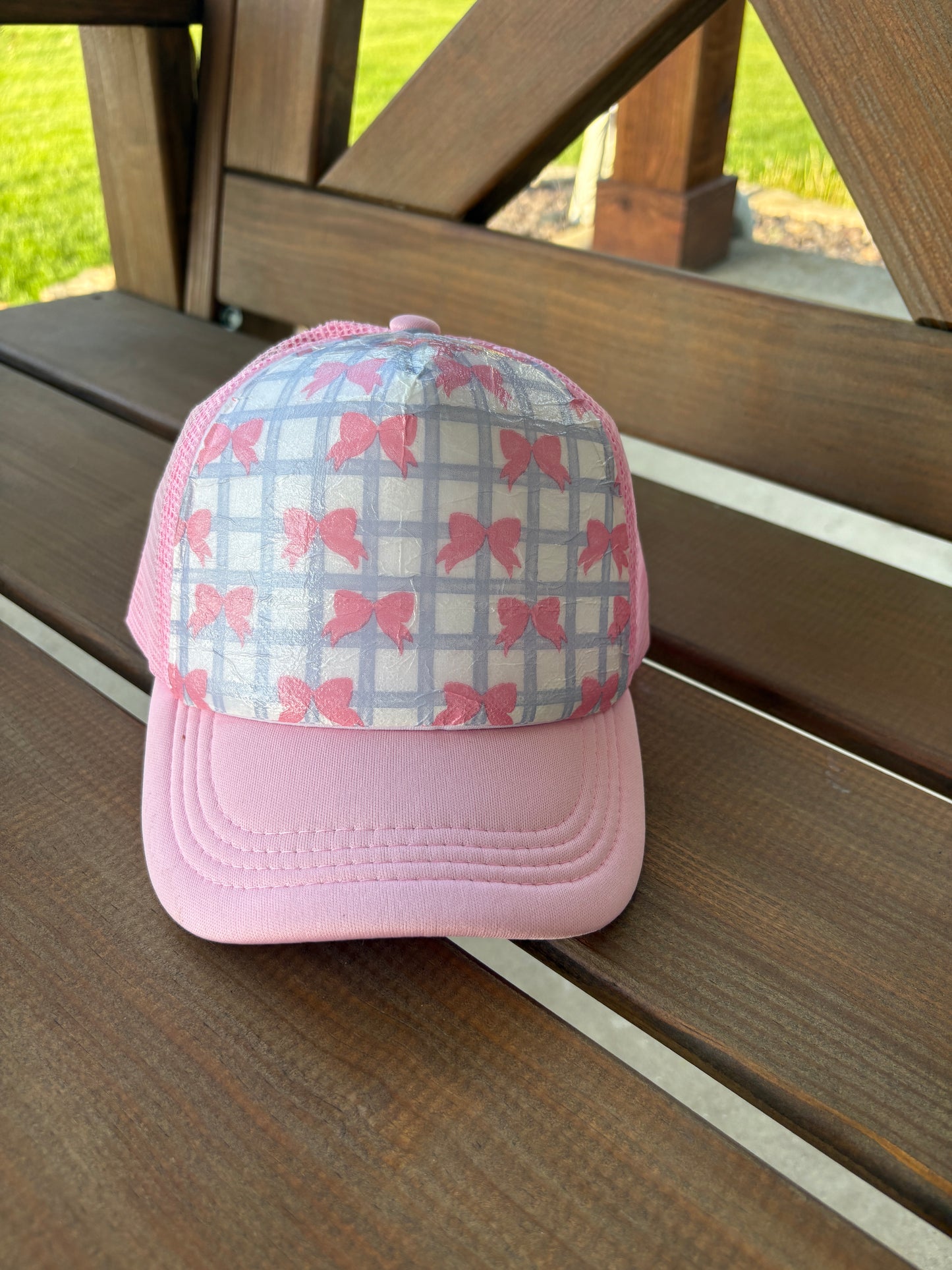 Bow Trucker Hat (kids)