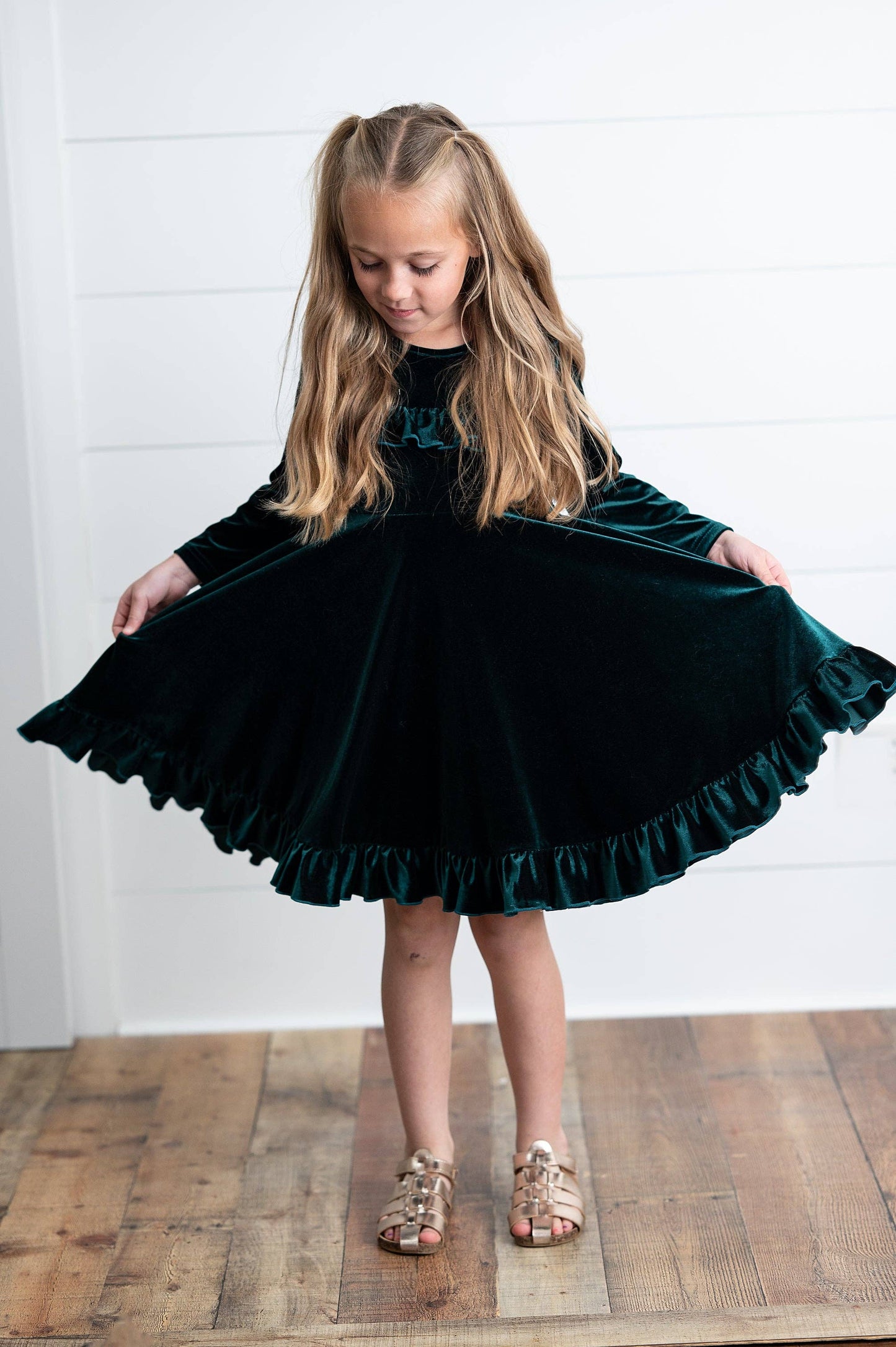 Emerald Green Velvet Ruffle Fancy Christmas Party Dress